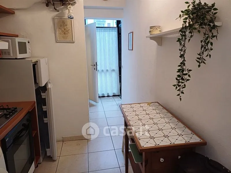 Cuisine - Armed Trilocale with Balcony in Florence