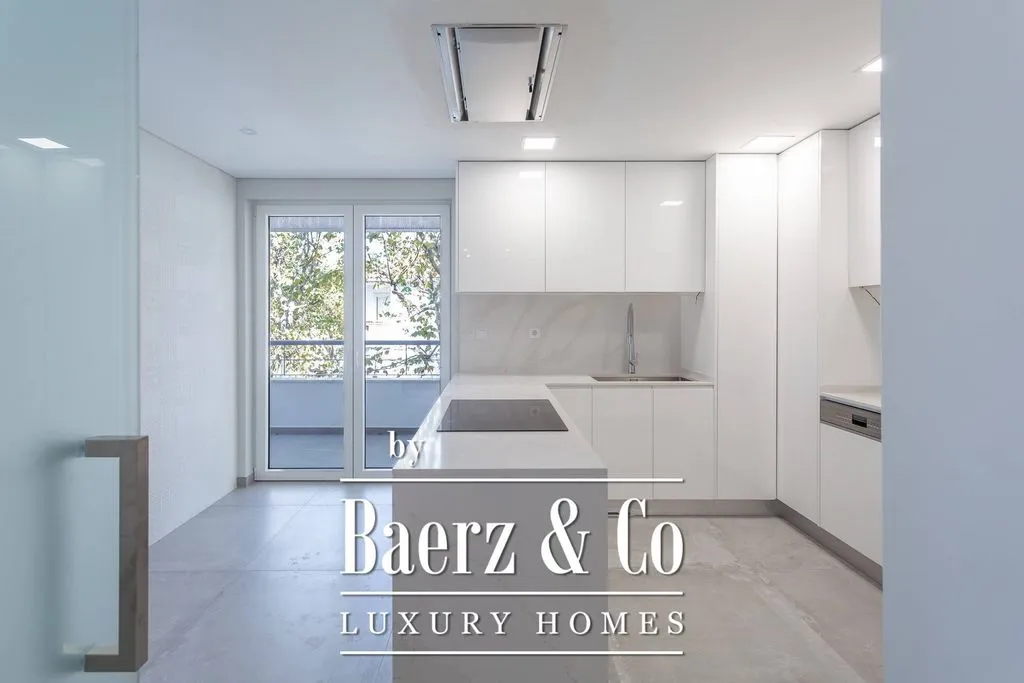 Cuisine - Luxury Duplex Flat with Balcony in Carcavelos