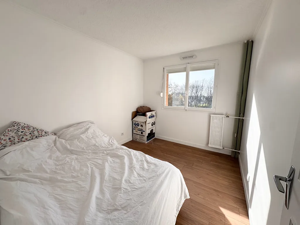 Camere da letto - 4-Piece Flat with Balcony in Viry-Châtillon