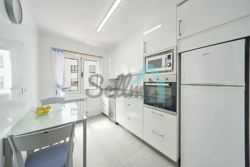 Cucina - Furnished Flat with Study Spaces in Oviedo