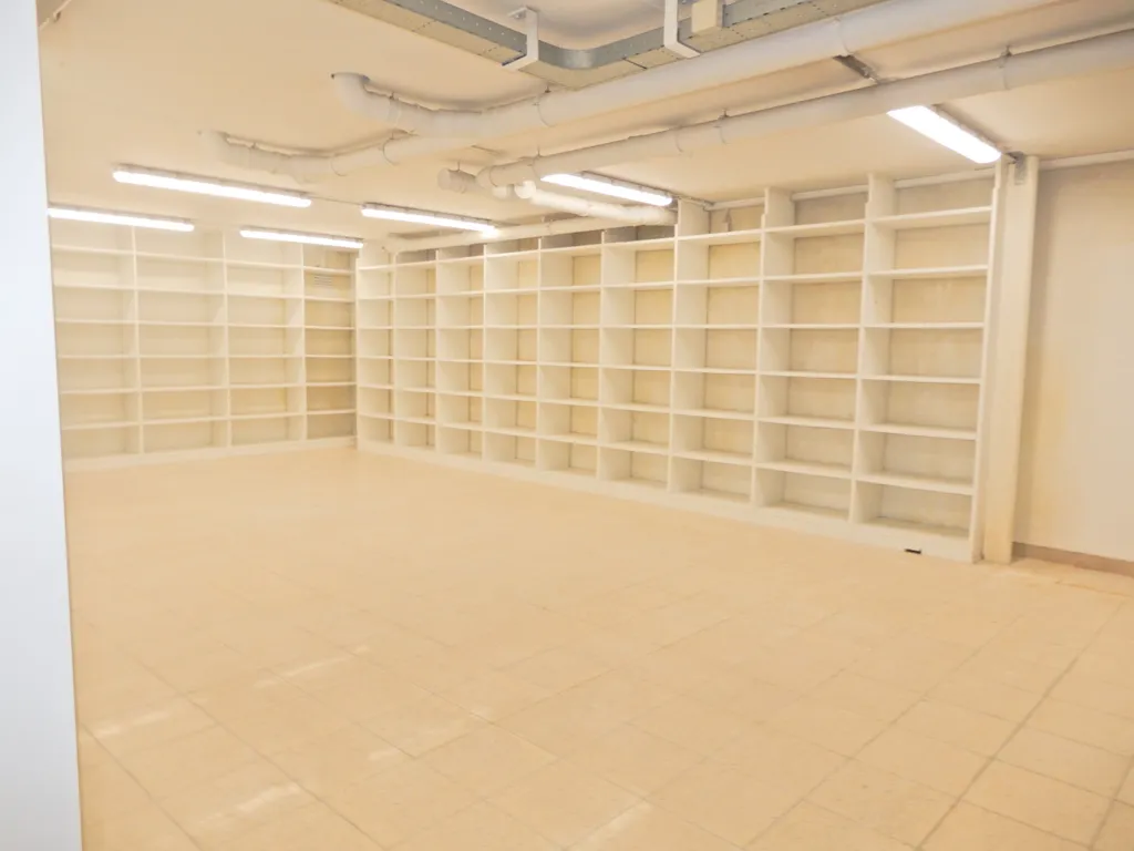 Buanderie - Espace de Bureau Lumineux à Meulebeke