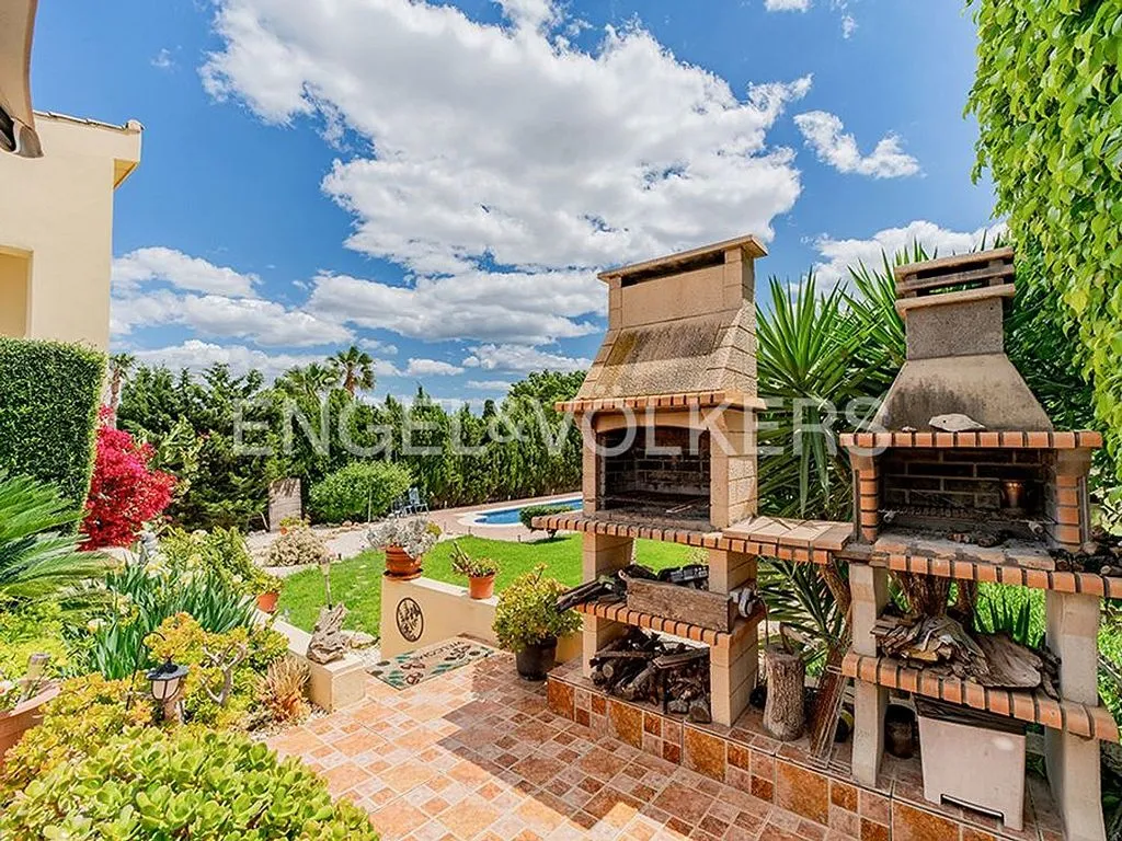 Terrasse - Mediterranean Villa with Pool in Mutxamel
