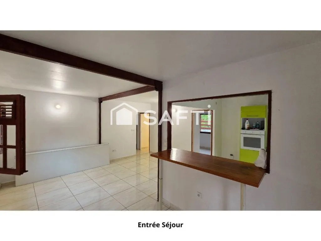 Cuisine - Maison Individuelle avec Jardin à Port-Louis