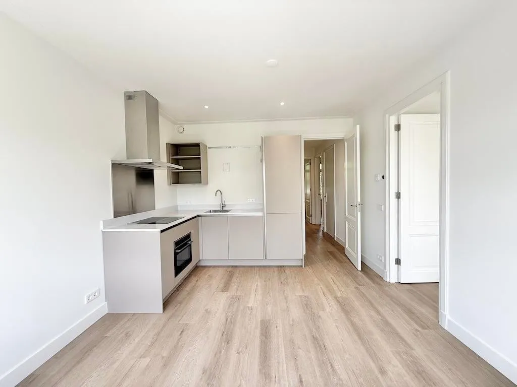 Cuisine - Furnished Apartment with Balcony in Amsterdam