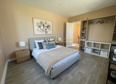 Magamistoad - 5-Piece House with Garden in Nice West