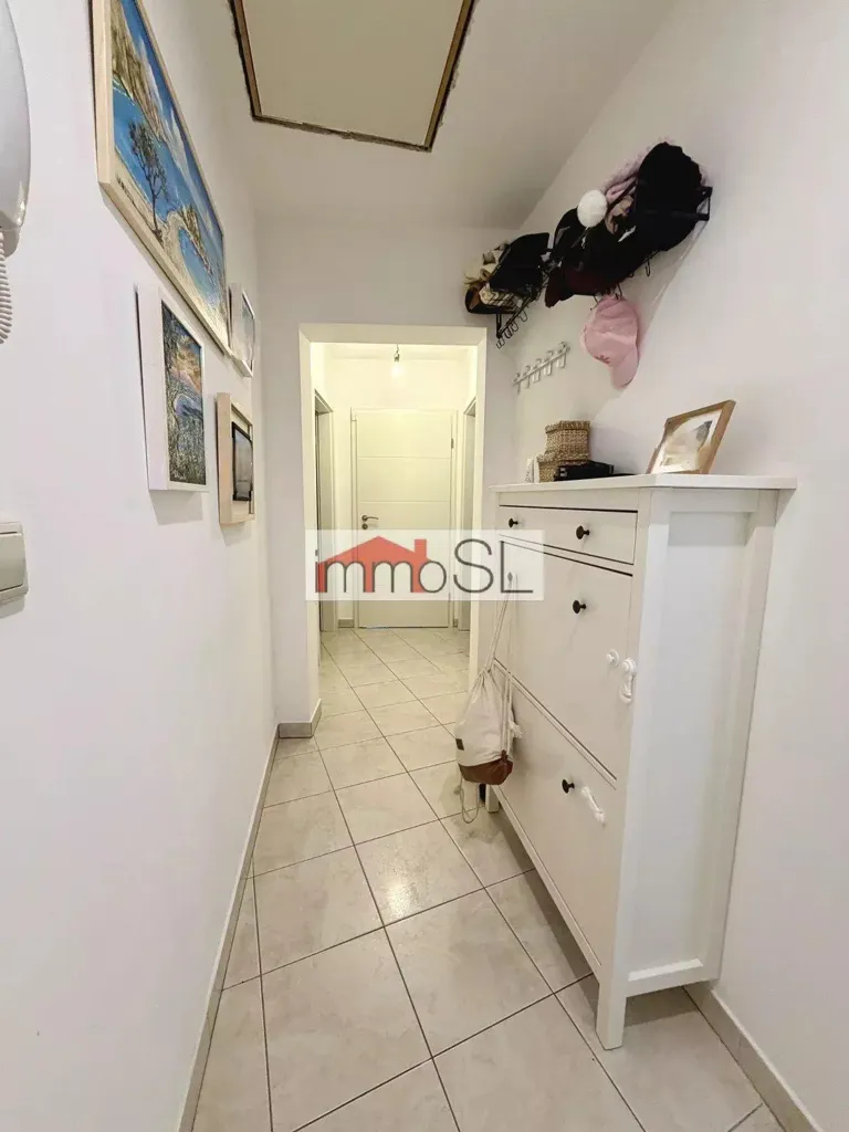 Esik - Apartment with Castle View in Larochette