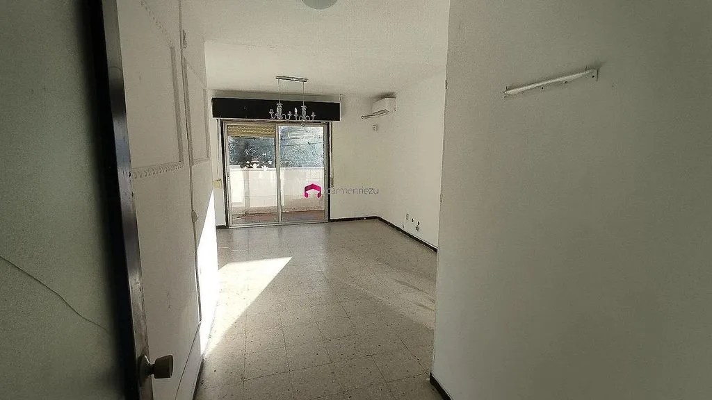 hallway_entrance
