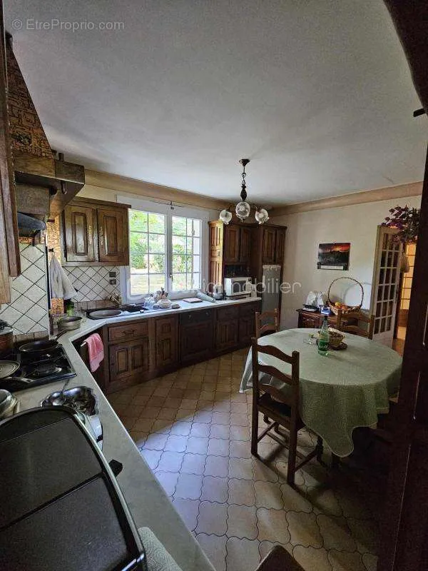 Cucina - Charming House with Garden in Coutras