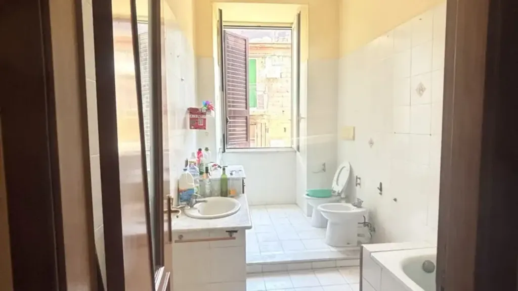 Vannitoad - Studio Apartment in Central Calata Capodichino, Naples