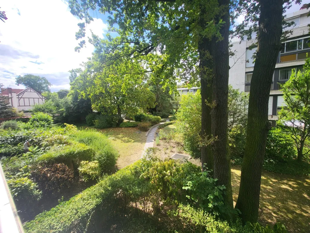 Giardino - 4-Piece Flat with Park View in Nogent-sur-Marne