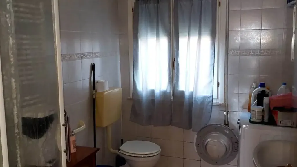 Vannitoad - Rustic-Style Flat with Garage in Suzzara