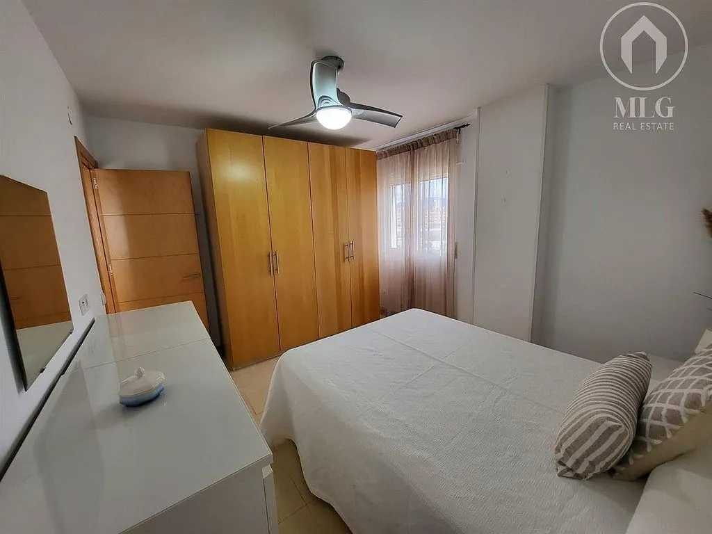 Magamistoad - Furnished Flat with East View in Perchel Sur