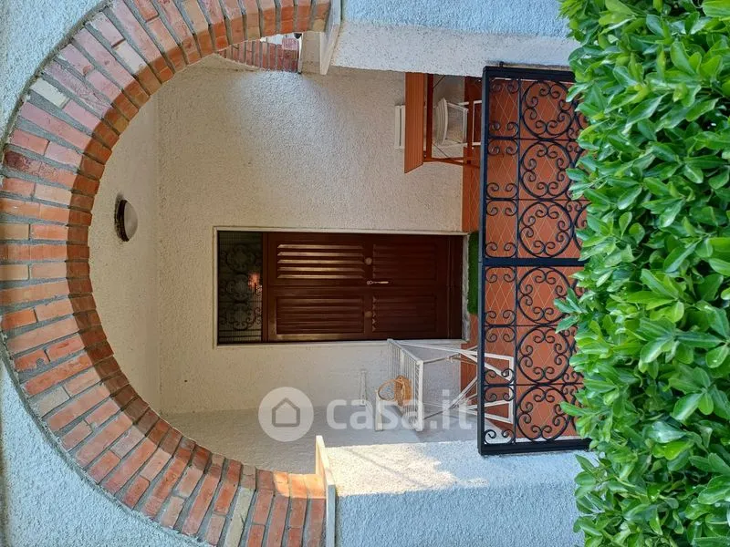 Terrasse - Trilocale with Garden near Torremezzo