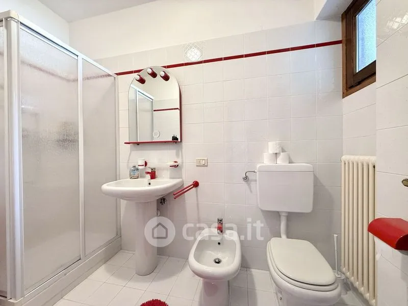 Salles de bain - Villa with Lake View in Dongo