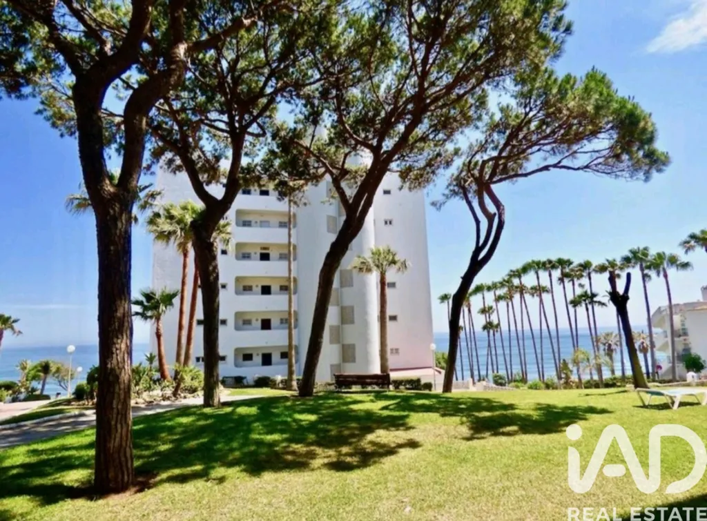 Aed - First-Line Beach Apartment with Pool in Ur Algaida
