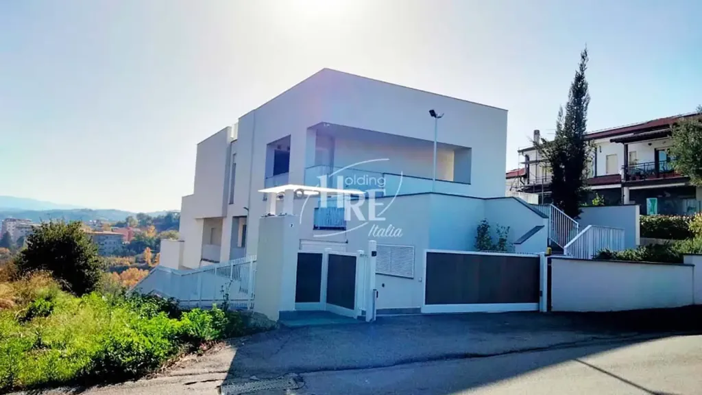 Välivaade - Apartment with Garden in Cosenza