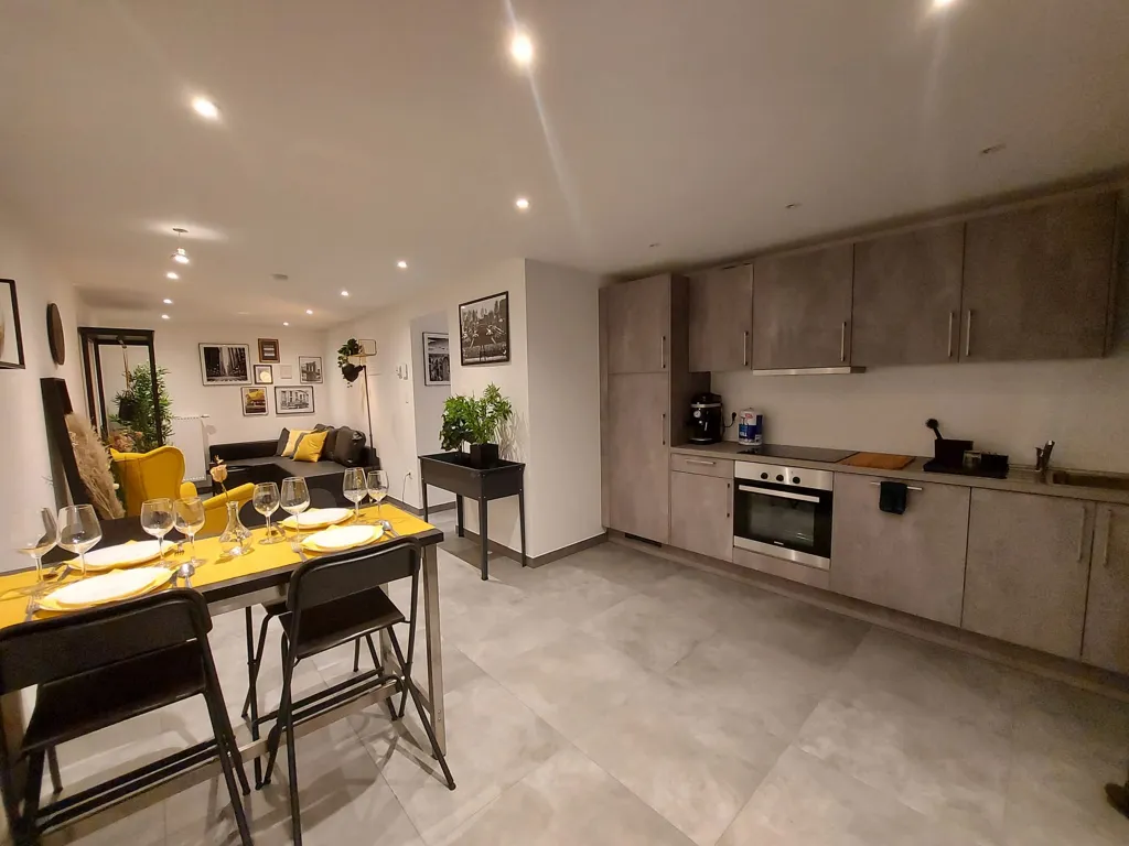 Cuisine - Appartement Rénové 1 Chambre au Cœur de Bastogne