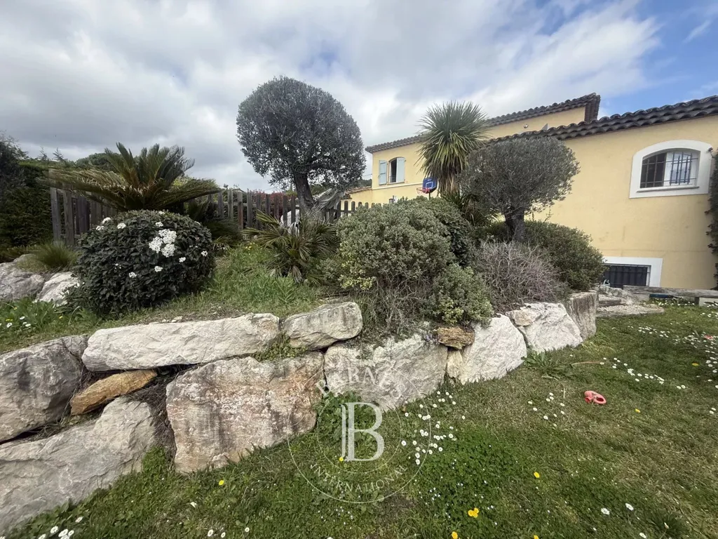Jardin - Villa avec Piscine et Vue Colline à Valbonne
