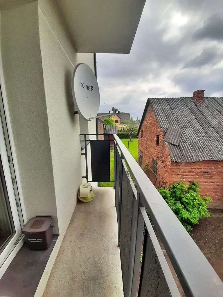 Balcon - Two-Bedroom Apartment with Balcony in Biržai
