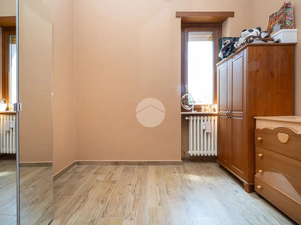 Bedrooms - Modernised 3-Bedroom Apartment in Druento