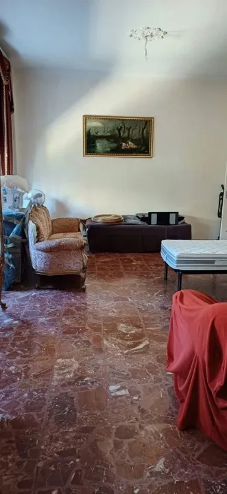Elutuba - Spacious Rental Flat with Veranda in Brindisi
