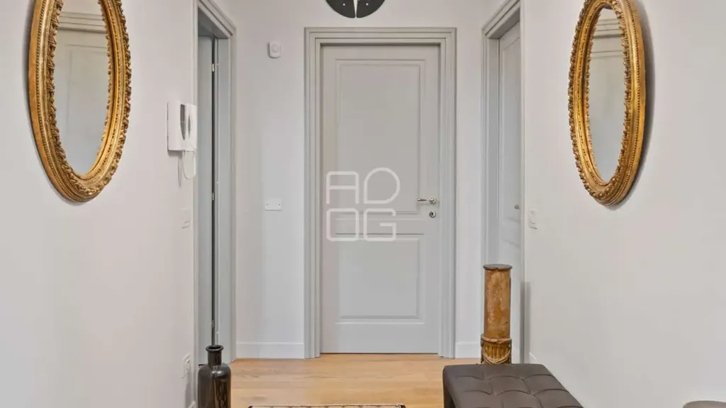Hallway - Historic Palazzo Apartment in Lonato