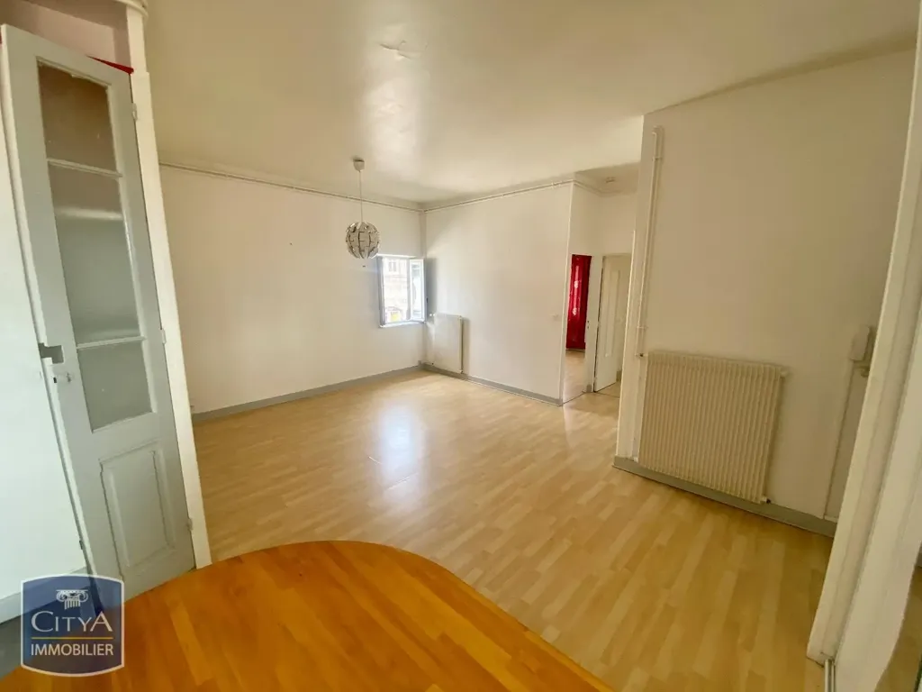 Söögituba - 3-Bedroom Apartment with View in Riom