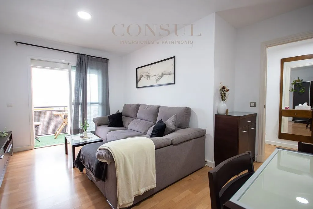 Séjour - 3-Bedroom Apartment with Balcony in La Banda