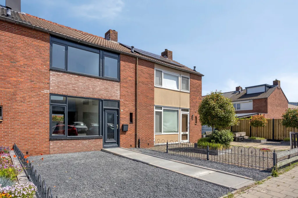 Välivaade - Modernised Semi-detached House in Weurt