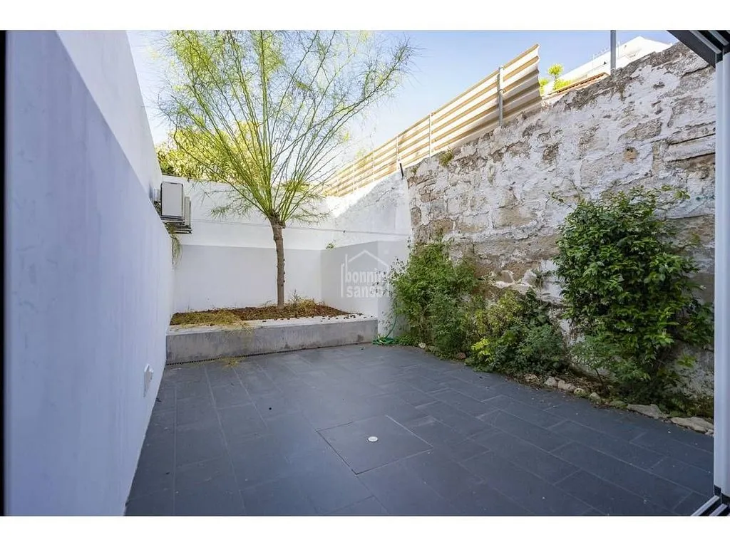 Jardin - Apartment with Patio in Central Mahón