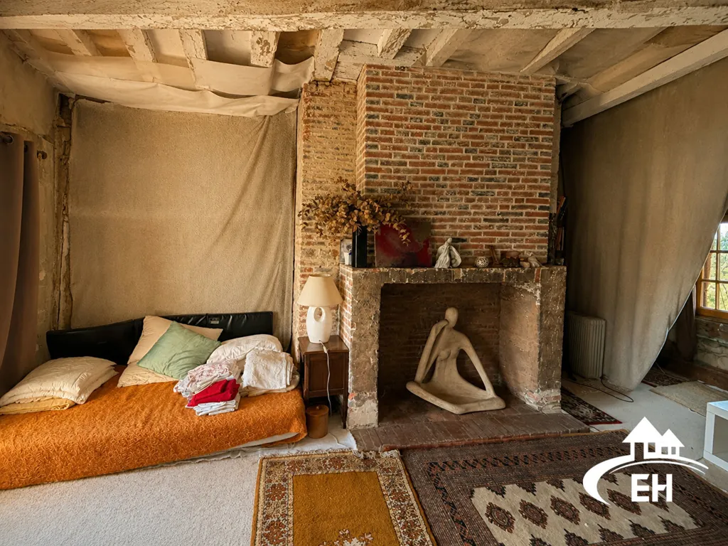 Bedrooms - 16th Century Manor with Historical Features near Rugles