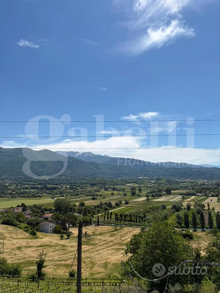 Aed - Rustic Apartment with Garden View in Rivodutri