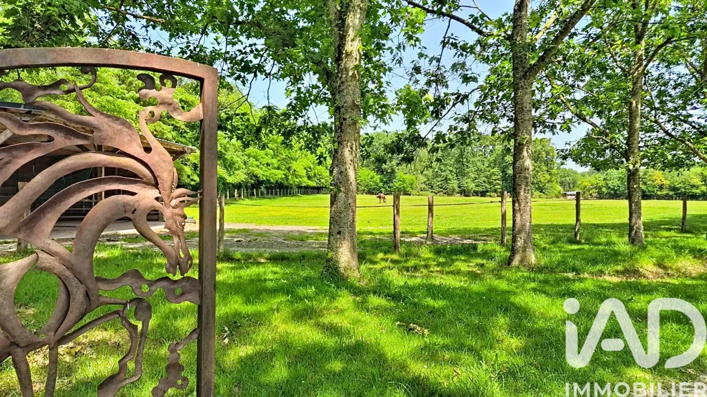 Aed - Architectural House with Private Lake in Combreux