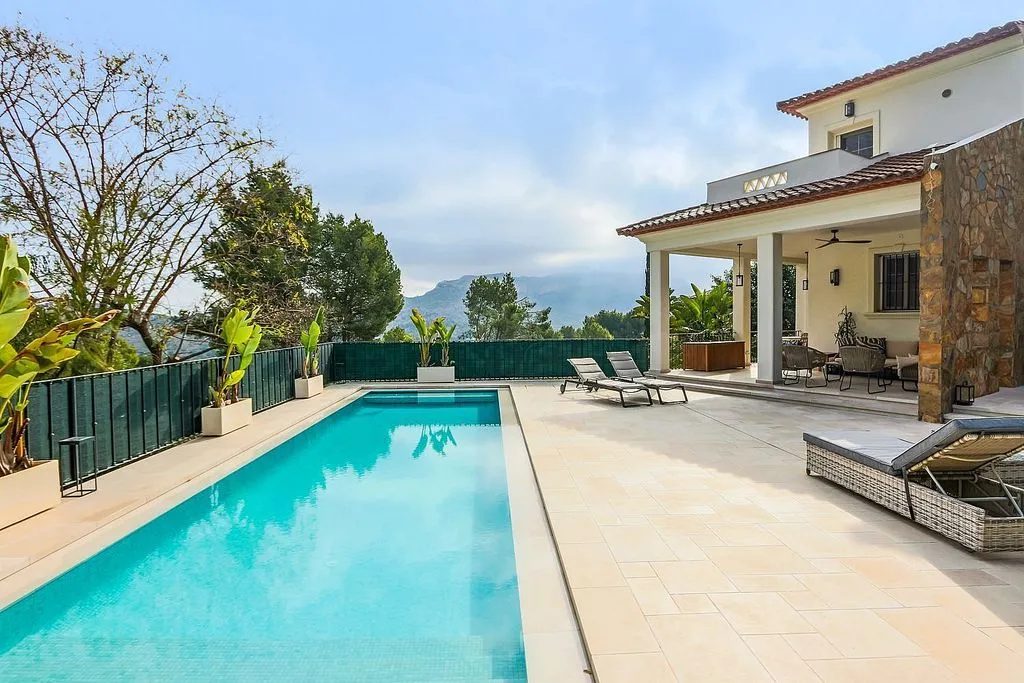 Piscine - Chalet with Pool and Terrace in Pedreguer