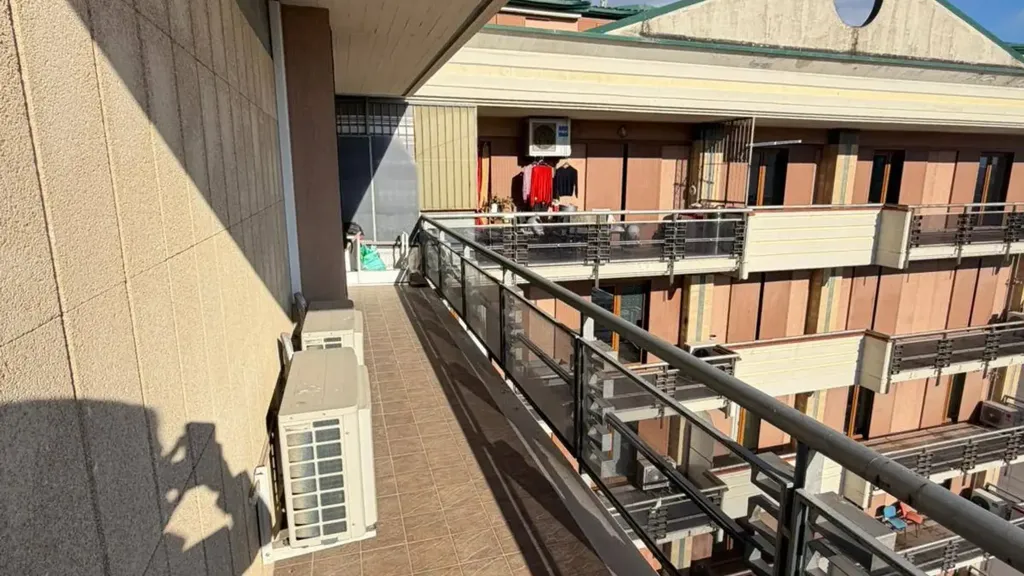Balcon - Luxury Apartment with Balcony in Avellino