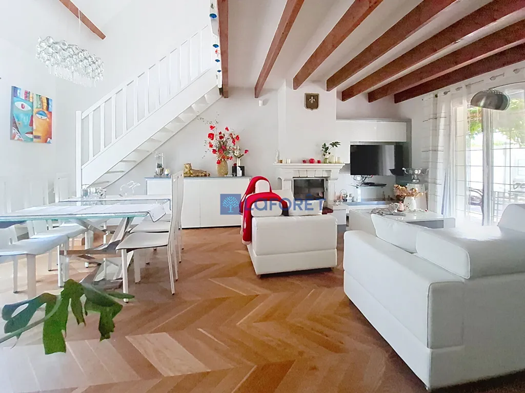 Elutuba - Secluded House with Garden in Serris