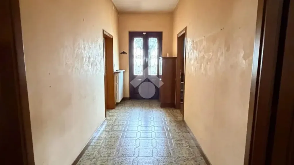 4-room house in IT