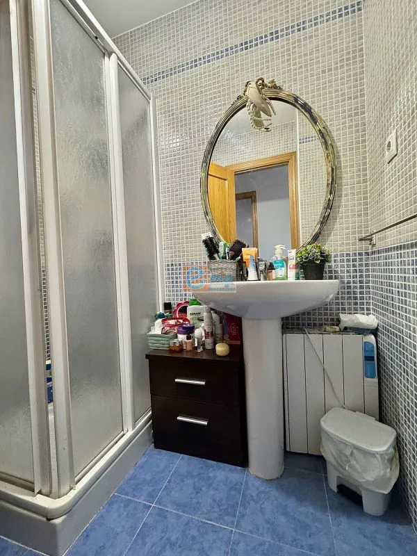 Vannitoad - Modern Flat with Balcony in Yuncler