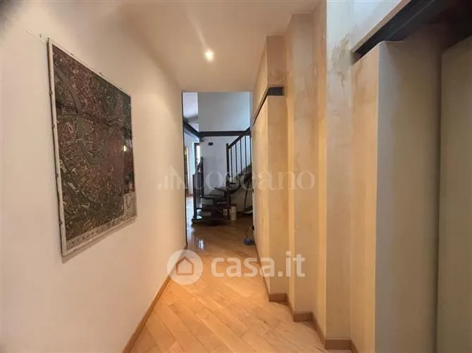 Entrée - Two-Level Apartment with Parking in Verona Centre