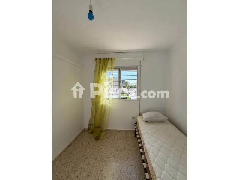 Camere da letto - Four-Bedroom Apartment with A/C in Montequinto