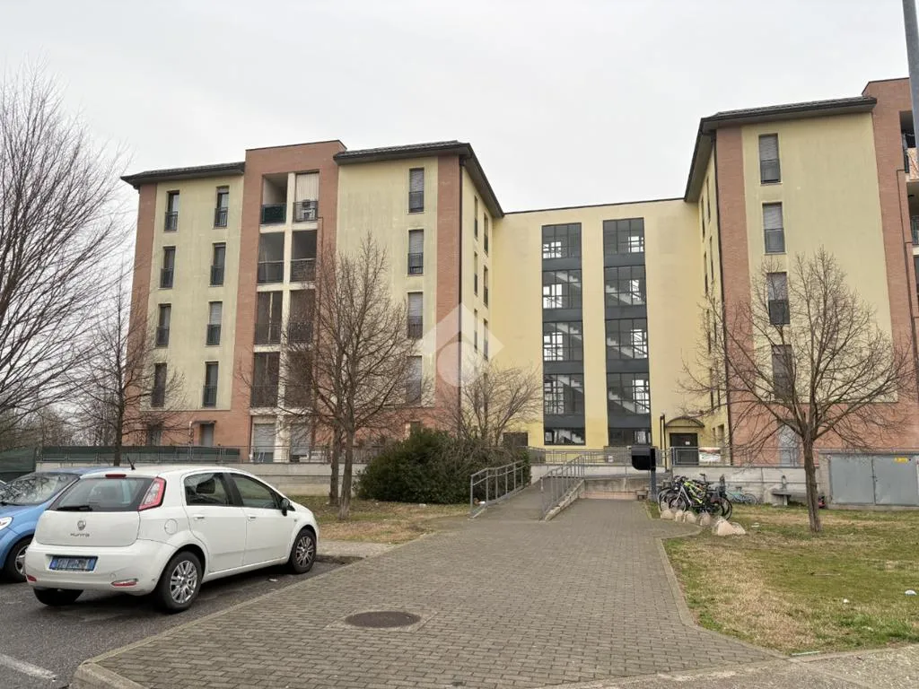 Välivaade - Ground Floor Apartment with Garden in Suzzara