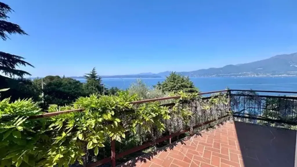Terrasse - Villa with Lake View in Torri del Benaco