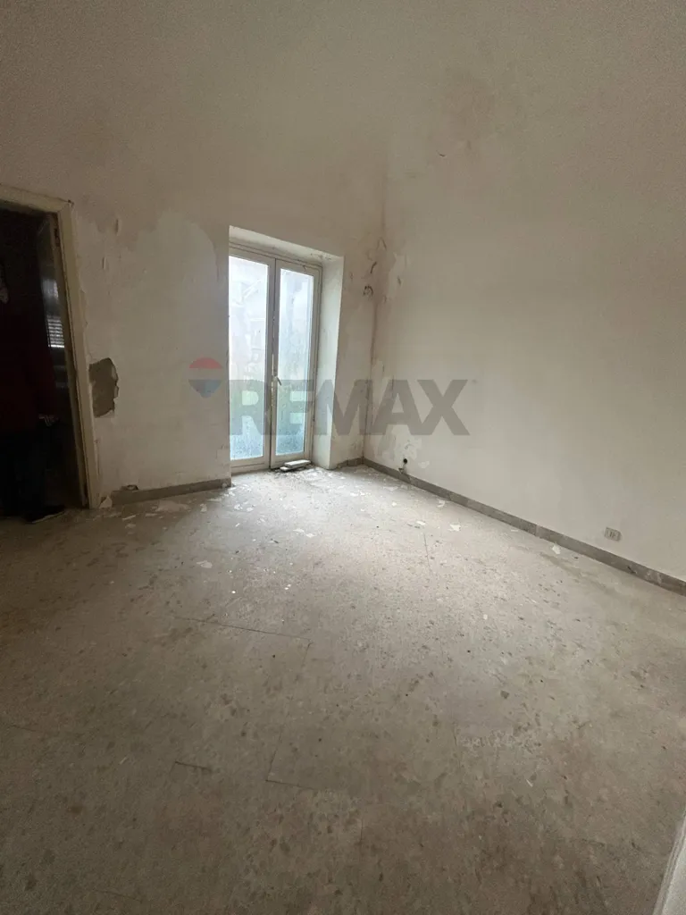 Rooms - Apartment with Balcony in Caltanissetta