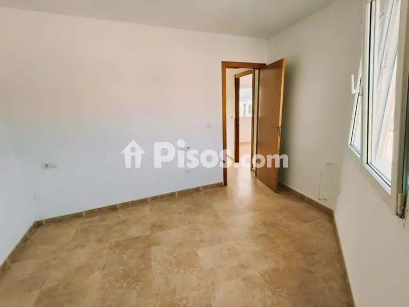 Toad - Two-Bedroom House with Mountain View in Cocentaina