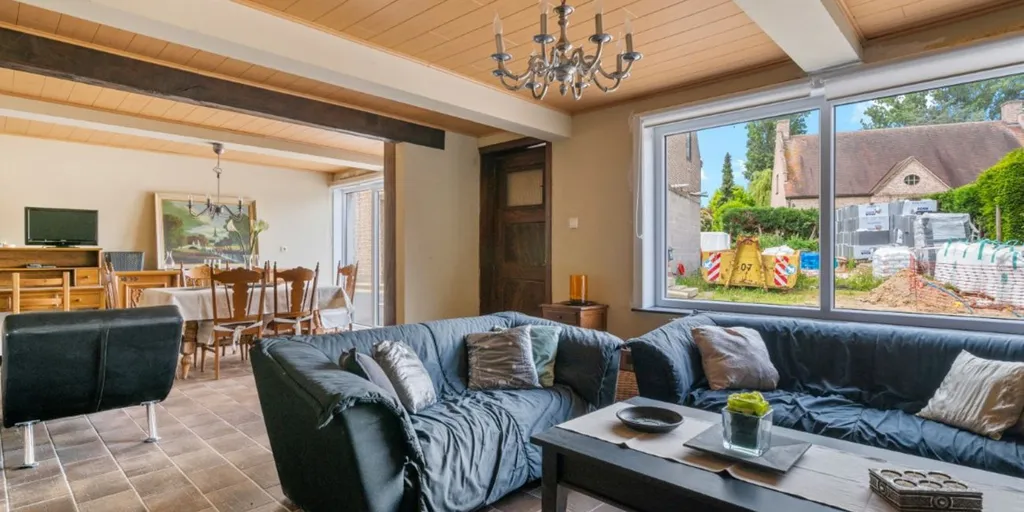 Séjour - Maison à Renover avec Jardin à Haaltert