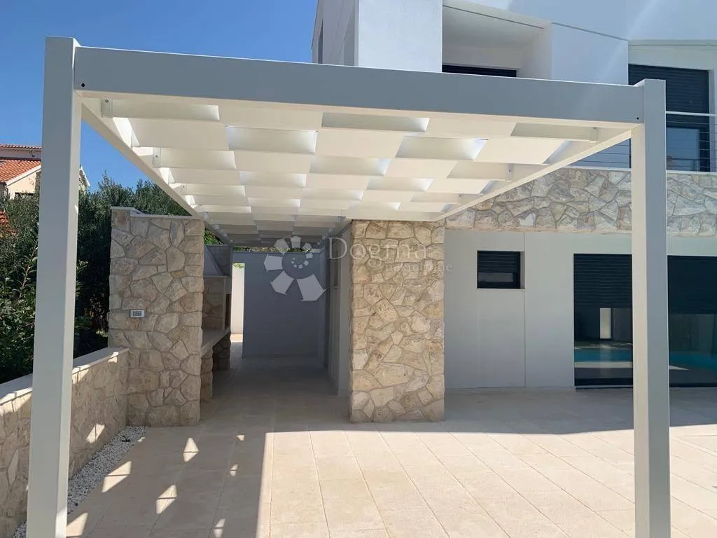 Terrazza - Seaside Apartment with Private Pool in Kožino, Zadar