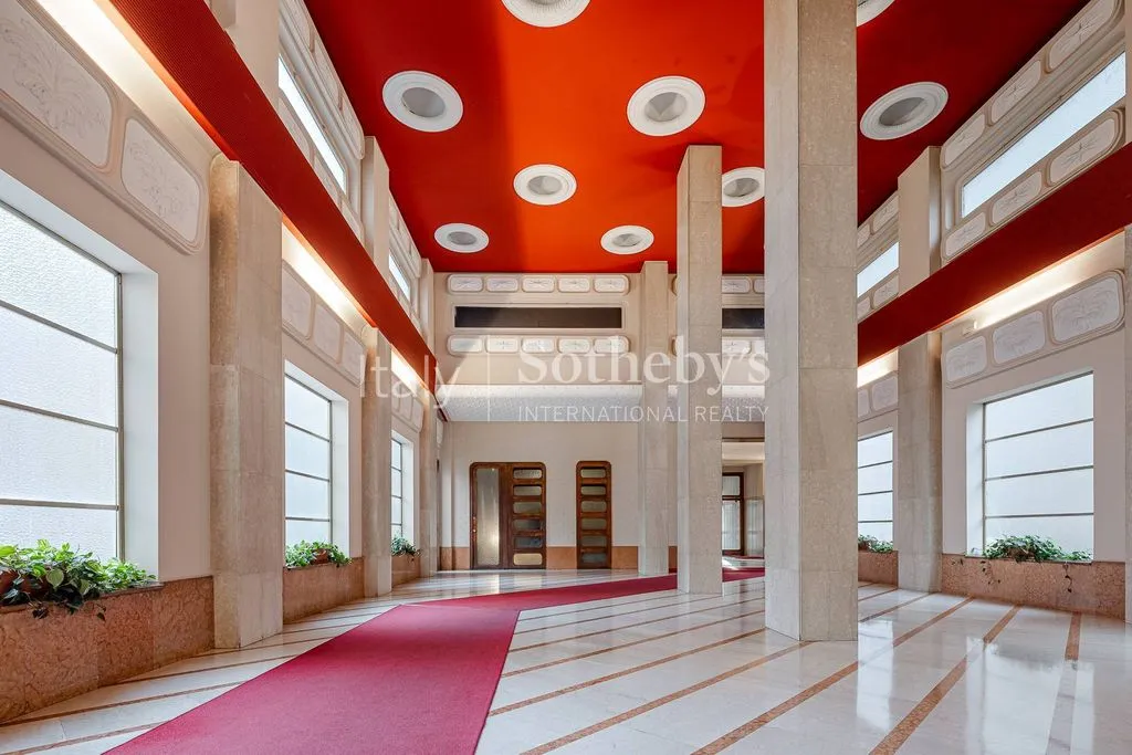 hallway_entrance