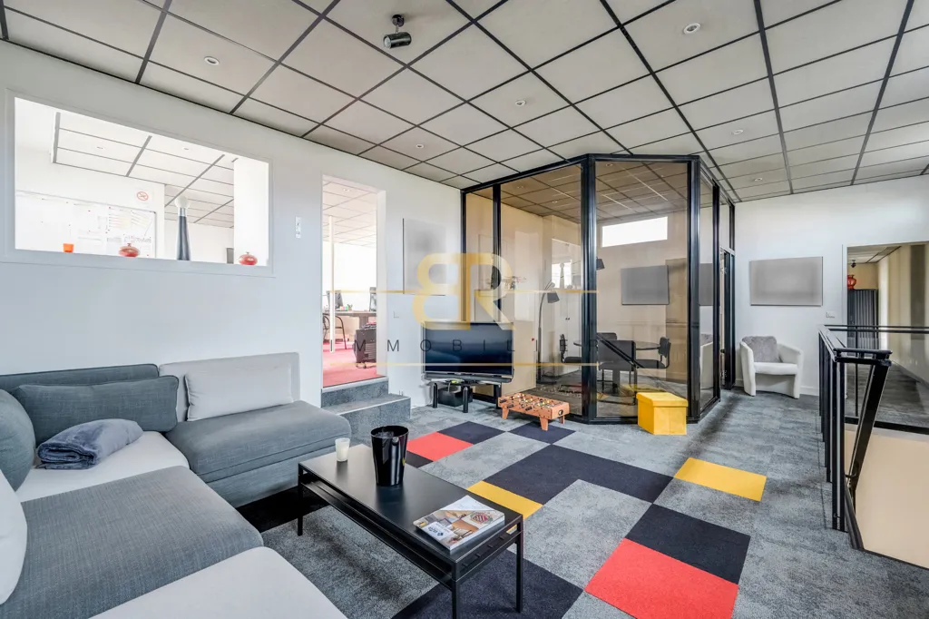 Soggiorno - Commercial Space near Bords de Marne, RER A