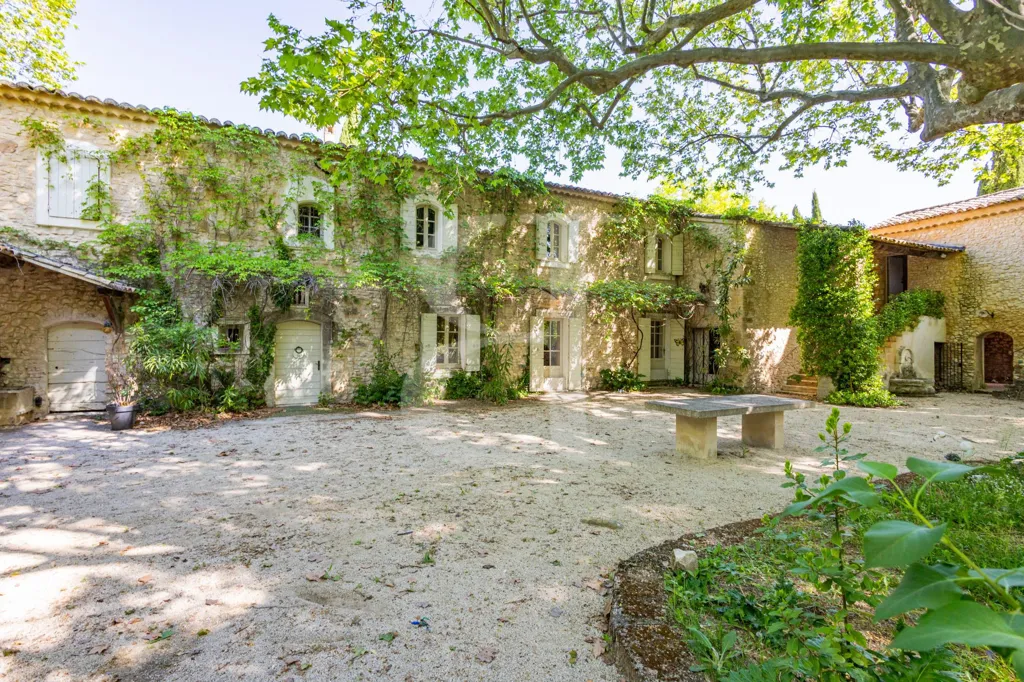 Aed - Charming Mas with Garden near Gordes