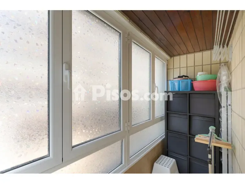 Balcone - Bright Corner Flat with Balcony in Calle de los Podavines